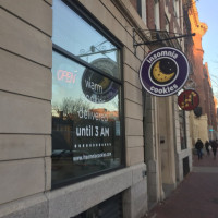 Insomnia Cookies food