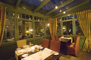 Hotel Restaurant Menge food