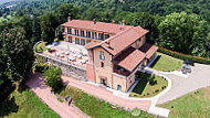 Tenuta Montezeglio outside