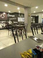 Minas Burger House inside