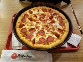 Pizza Hut food