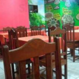Quality Pizza Dentro