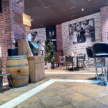 Roadhouse Dentro