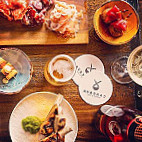 Can Cava Pintxos & Wine food