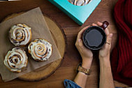 Cinnabon inside