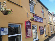 The Volunteer Inn outside