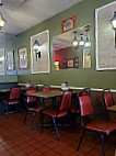 Tony's Italian Kitchen inside