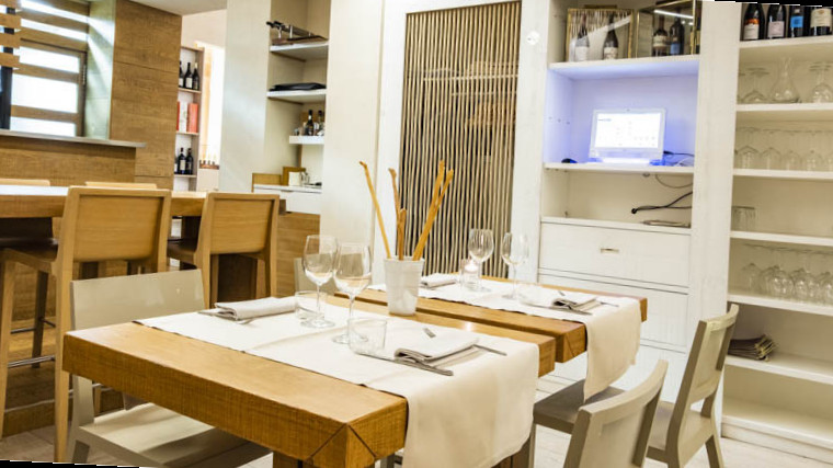 restaurant image