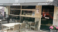 Pizzeria Karalis inside