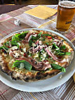 Pizzeria La Ruota food