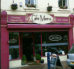 Cafe Metro outside