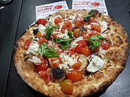 Pazza Idea Pizzeria food