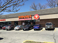 Popeyes Louisiana Kitchen outside