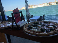 Pizzeria La Foca food