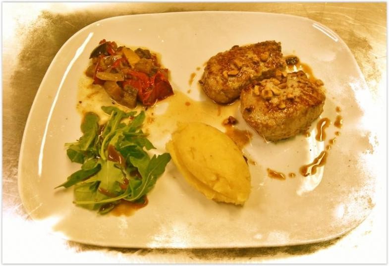restaurant image