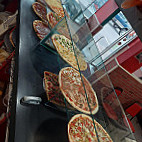 Marinelli's Pizza food