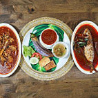 Asam Pedas Mak Enon food