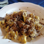 La Vineria Formaggeria food