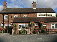 Malt Shovel Inn, Telford outside