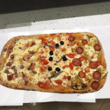 Party Pizza Di Saltarelli Mirco food