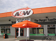 A&W Collingwood outside