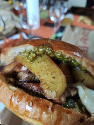 Buono Burger À l'intérieur