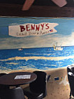 Benny's Tybee Tavern inside