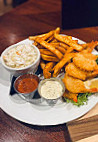 Ganly's Irish Pub food