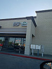 Wingstop outside