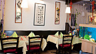 Café-Restaurant Chinois Dongpo inside