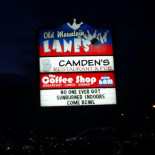 Camden's Esterno