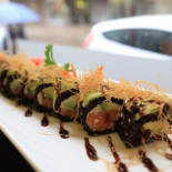 Sushi Salmone outside