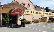 Le Relais Des Moines outside