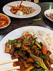 Mews Thai food