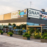Gnam Cucina outside