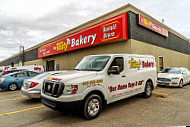 Tasty Bakery The outside