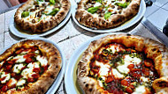 Il Vulcano Buono Pizzeria Napoletana Bisteccheria food