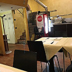 Pizzeria Marina inside