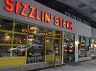 Sizzlin' Steak outside