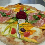 Easi Pizzeria Nourriture