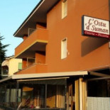 Pizzeria Pixie Exterior