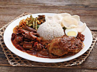 Restoran Nasi Lemak Wan Satar food