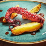 Hola Fish'n Fruit Nourriture