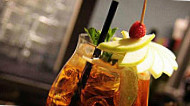 Kuma Lounge inside