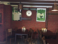 Akropolis Grill inside