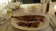 Maritim Hotel Bellevue food