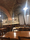 Pizzeria U Cinesi inside