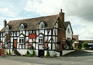 The Drum And Monkey At Upton Upon Severn outside