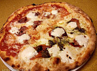 Pizzeria Ricomincio Da Tre food