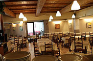 Pizzeria Matis inside